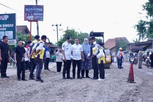 Gubernur Lampung & Bupati Pringsewu Hadiri Ground Breaking Jalan Provinsi