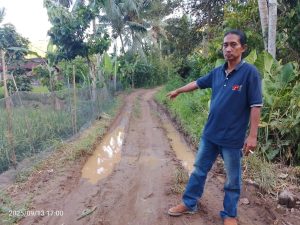 Ketua JWI Lampung Desak Pemkab Pesawaran Segera Perbaiki Jalan Dusun Lubuk Tanoh